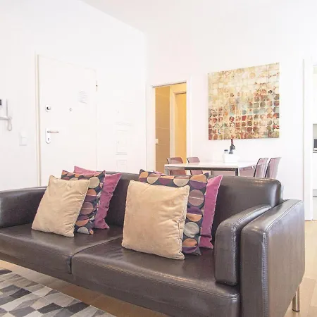 Апартаменты Baixa Chiado 2 Bedroom Duplex With Ac Elevator