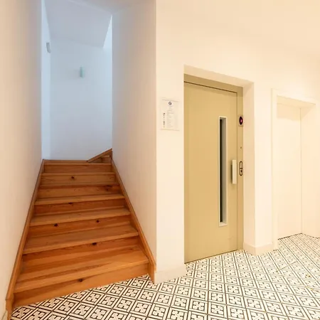 Baixa Chiado 2 Bedroom Duplex With Ac Elevator Apartment *