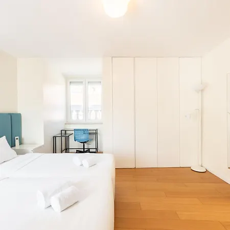 Baixa Chiado 2 Bedroom Duplex With Ac Elevator *