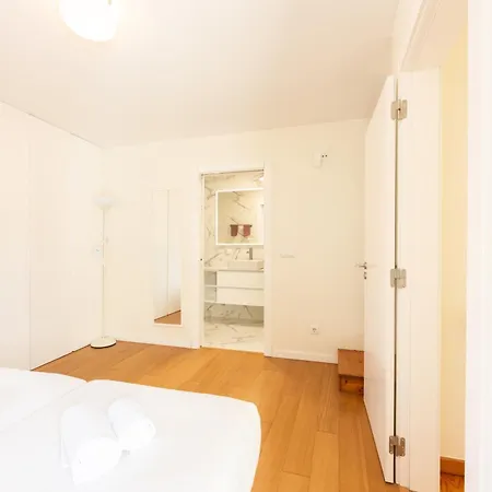 Lägenhet Baixa Chiado 2 Bedroom Duplex With Ac Elevator *