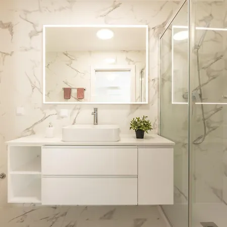 Baixa Chiado 2 Bedroom Duplex With Ac Elevator