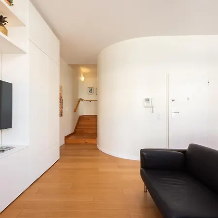 Baixa Chiado 2 Bedroom Duplex With Ac Elevator *